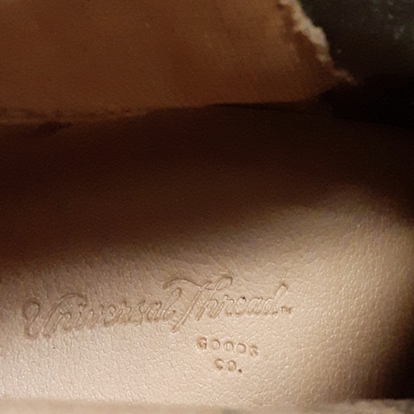 UNIVERSAL TREAD Faux Leather Lace Up High Chunky Heel Ankle Booties Size 9 Brown - Picture 8 of 10